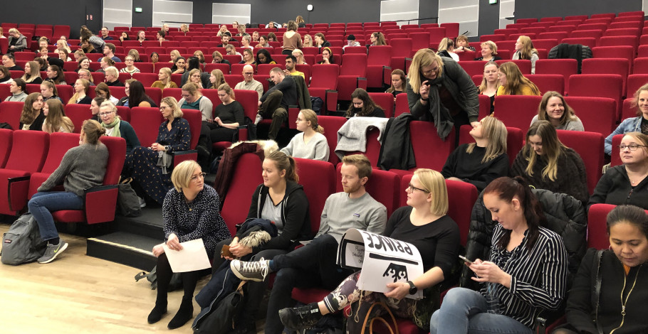 tpe studerende fremlægger i esbjerg