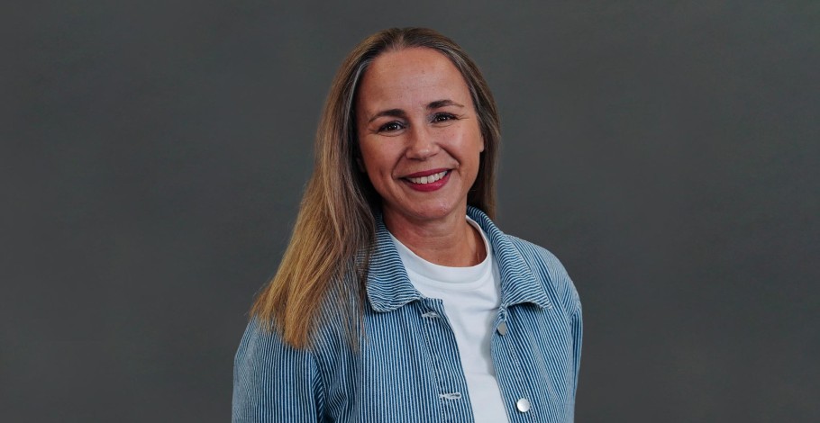 Eva Hoffmann (EHOF), medarbejderbillede