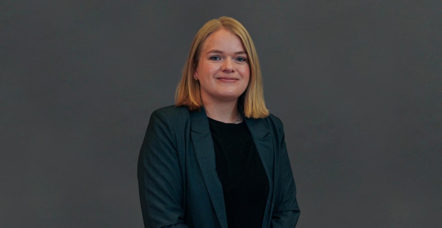 Rebekka Nissen (RNIS), medarbejderbillede