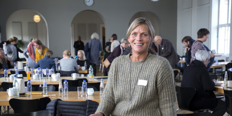 Käthe Freiberg Nissen fra Deutscher Schul- und Sprachverein für Nordschleswig i Aabenraa var begejstret for det store fremmøde, og at så mange lærer og pædagoger var med.